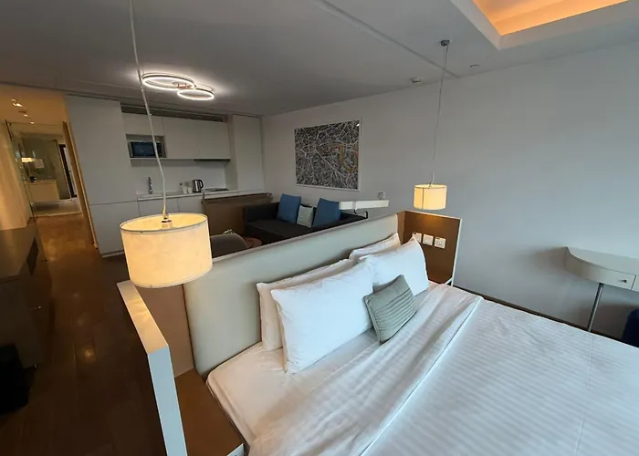 The Connaught Hotel Hong Kong